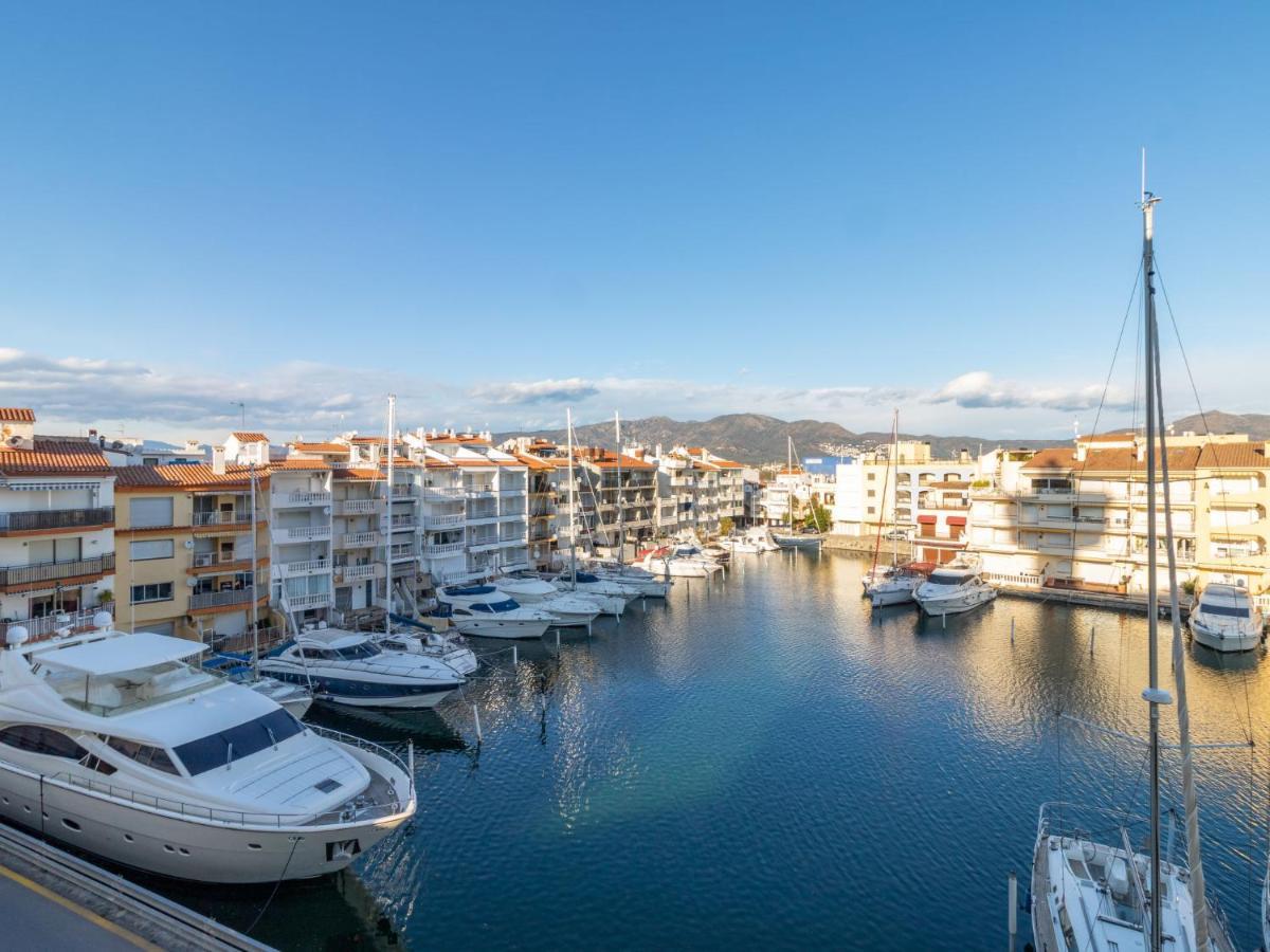 Apartment Club Nautic-24 By Interhome Empuriabrava Exterior foto